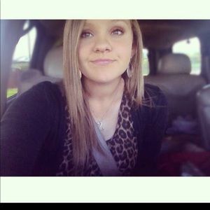 Meet your Posher, Mikayla